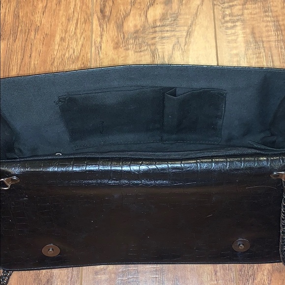 Forever 21 | Black faux croc gunmetal stud purse - Picture 8 of 14